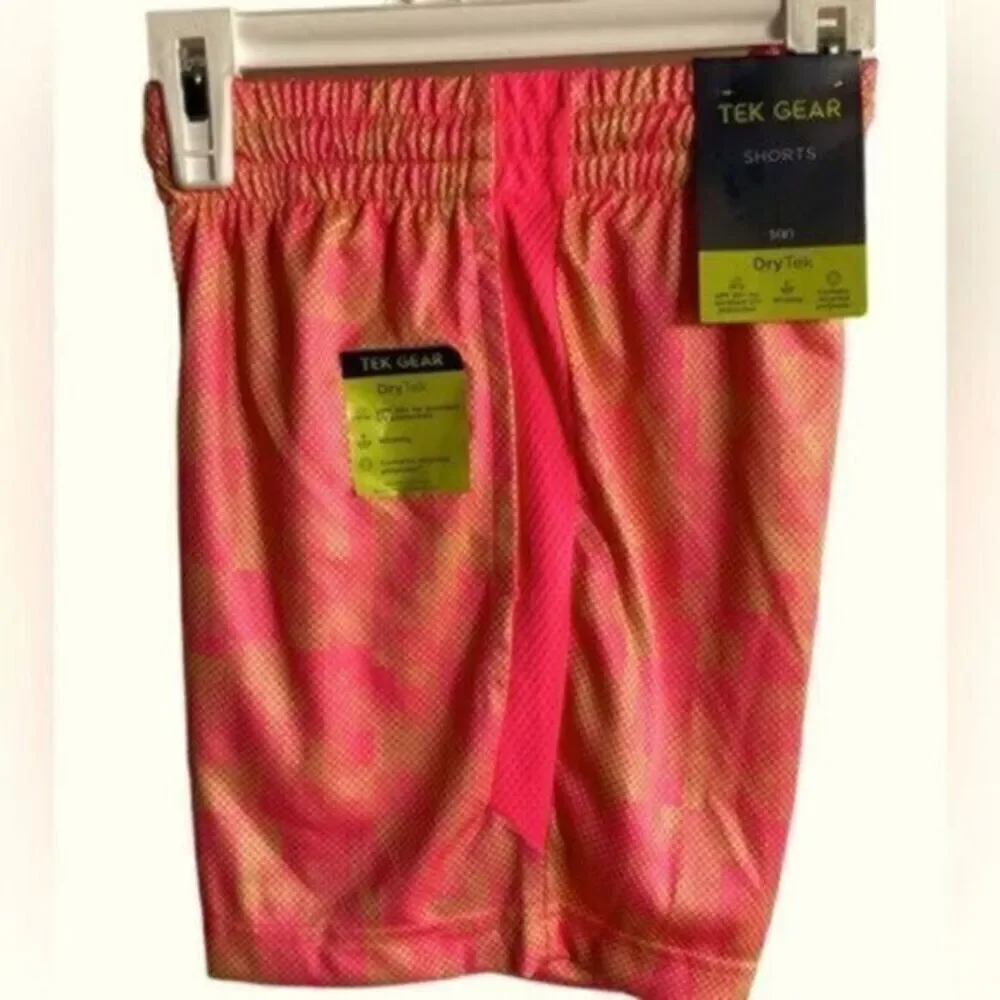 NWT - Boys Dry Tek Printed Shorts - Size S